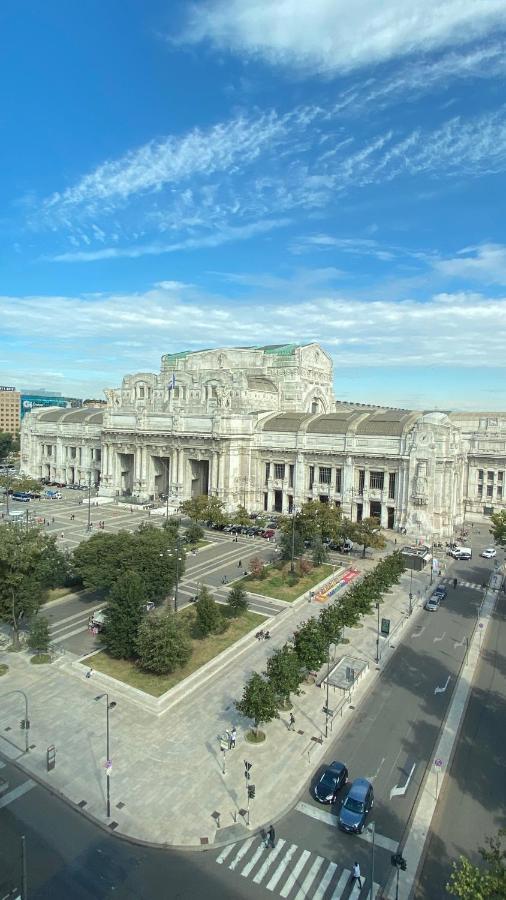 Ih Hotels Milano Centrale Guest House Exterior photo